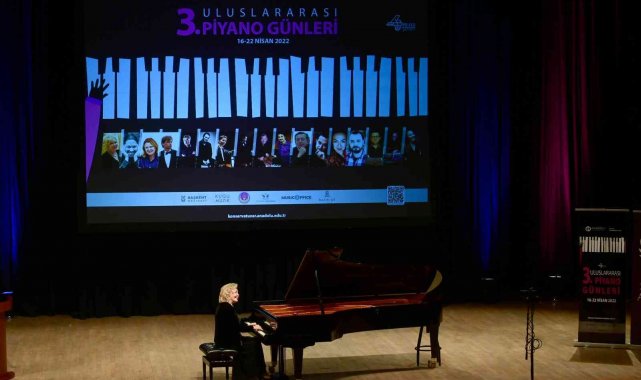 3. Uluslararası Piyano Günleri Gülsin Onay konseri ile başladı