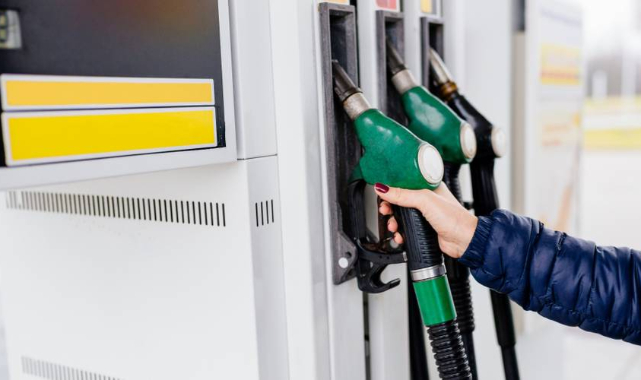 Motorine yine zam geldi; litre fiyatı 22 lirayı aştı