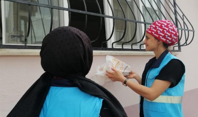 'Kahraman Komşum Projesi' Aydınlı ihtiyaç sahiplerine ulaşmaya devam ediyor