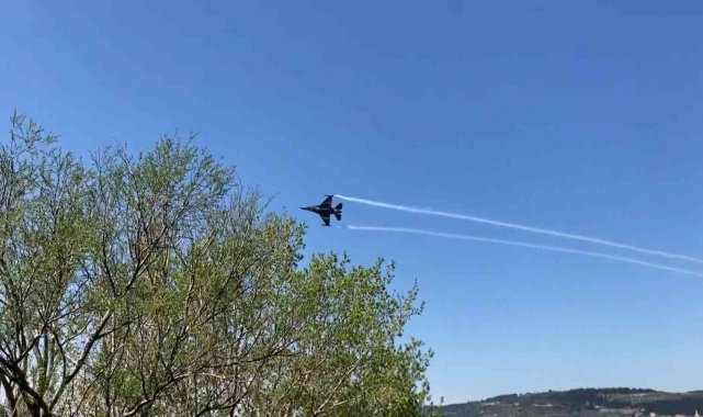 &#039;Solo Türk&#039; Çanakkale semalarında prova uçuşu yaptı