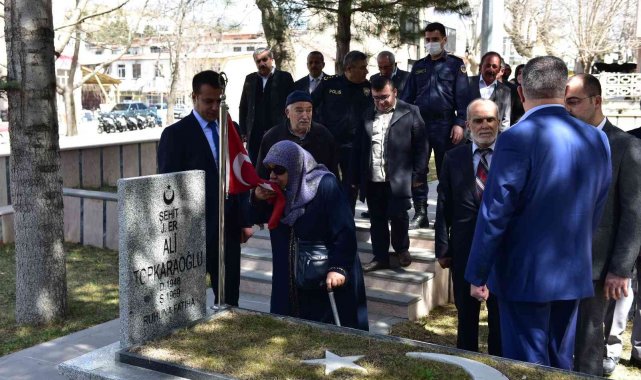 53 yıl önce şehit düşen Ali Toprakoğlu mezarı başında anıldı