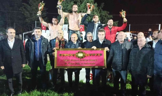 6. Hersek Yağlı Güreşleri'nin başpehlivanı Hüseyin Gümüşalan oldu