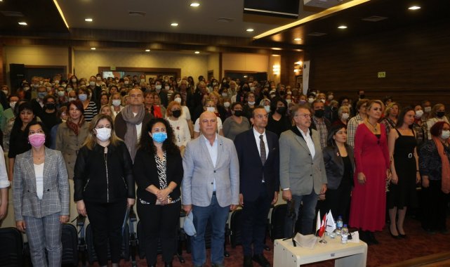 60+ Tazelenme Üniversitesi öğrencileri, Tamer Levent söyleşisine katıldı