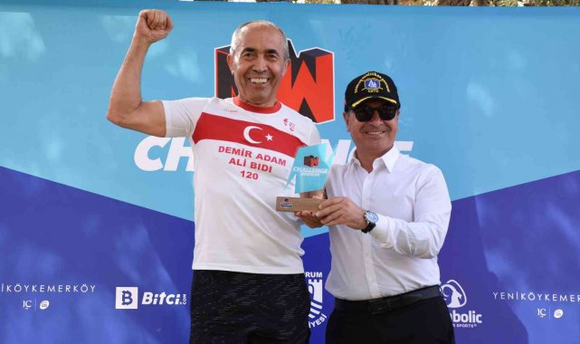 73 yaşındaki 'Demir adam'a özel ödül