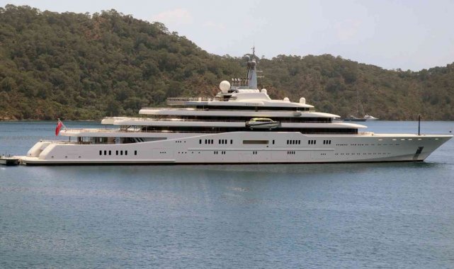 Abramovich&#039;in &#039;Eclipse&#039; yatı Göcek&#039;e demir attı