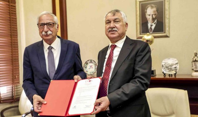 Adana ve Girne arasında kardeş şehir protokolü yenilendi