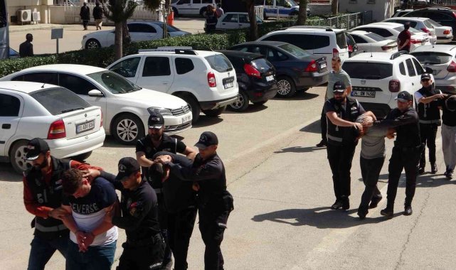 Adana'da cinayet soruşturmasına 3 tutuklama