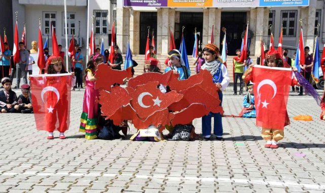 Adıyaman'da 23 Nisan büyük bir coşkuyla kutlandı