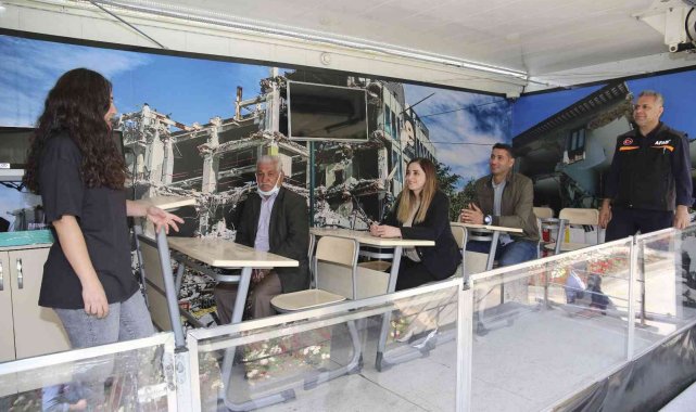 AFAD afet simülasyon tırı Adana&#039;da