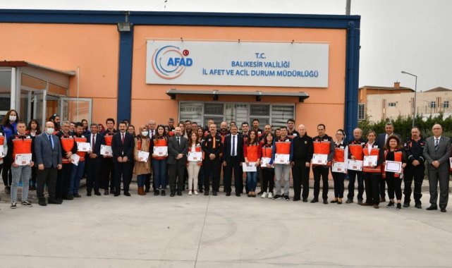 AFAD Gönüllüleri kimlik kartlarını aldı