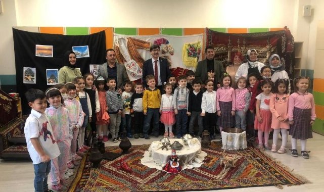 Afyon'un yöresel yemeklerini minikler tanıttı