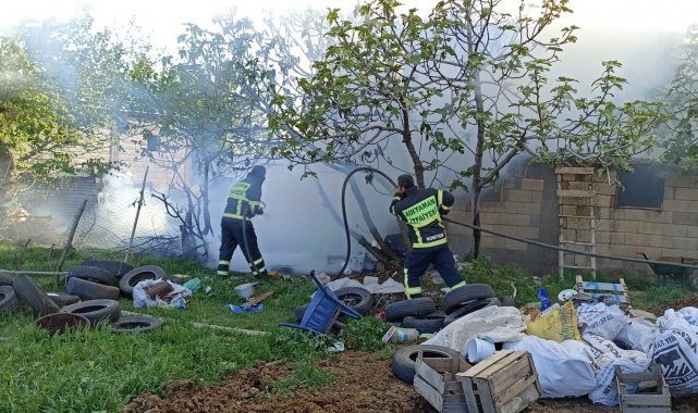 Ahır yangını korkuttu