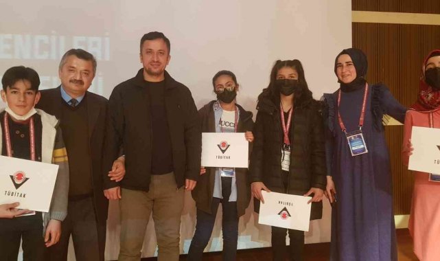 Ahmet Yesevi İmam Hatip Ortaokulu&#039;na iki ödül birden