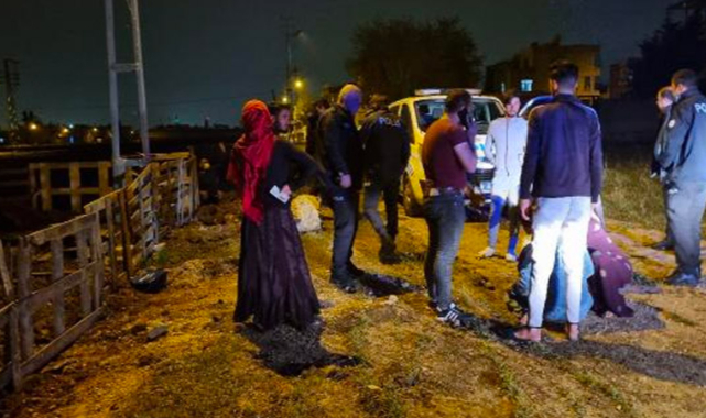 Ailesinin darp ederek direğe bağladığı kişiyi, mahalle bekçileri kurtardı