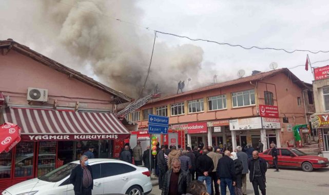 Akçadağ'da korkutan yangın