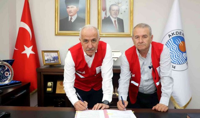 Akdeniz Belediyesinden Türk Kızılayı&#039;na yer tahsisi