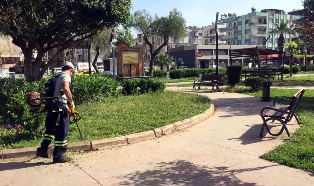 Akdeniz'in park ve yeşil alanları yenileniyor