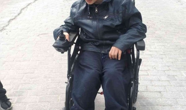 Akülü araçlarına kavuştular