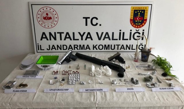 Alanya'da uyuşturucu operasyonu: 9 gözaltı