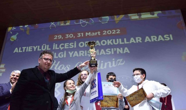 Altıeylül'de bilgi finali heyecanı