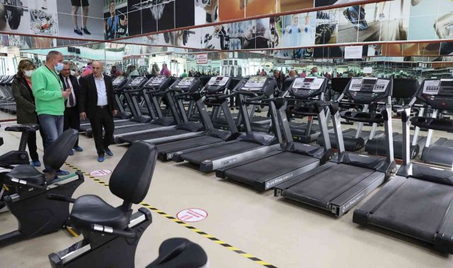 Altınok: "Spor tesislerimizdeki konforu artırıyoruz"