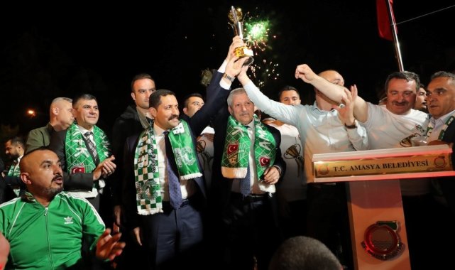 Amasyaspor'da 3. lige çıkmanın coşkusu yaşanıyor