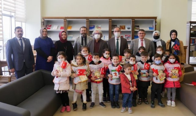 Anaokulu öğrencilerine kitap sevgisi aşılandı