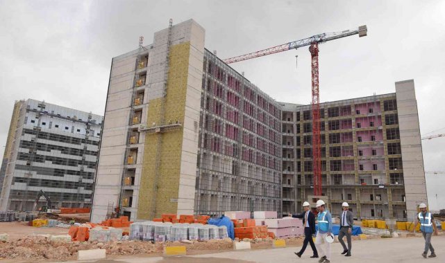 Antalya Şehir Hastanesi inşaatının yüzde 48' tamamlandı