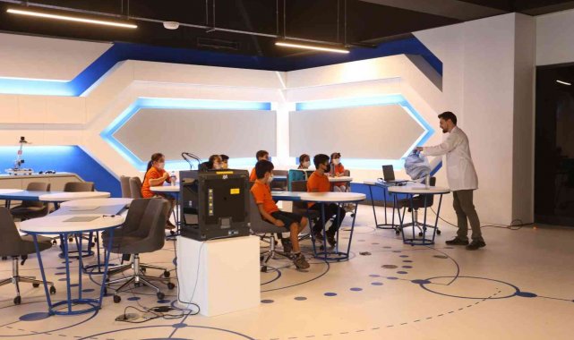 Antalya&#039;da çocuklar Cumartesi günü Bilim Merkezi&#039;nde buluşacak