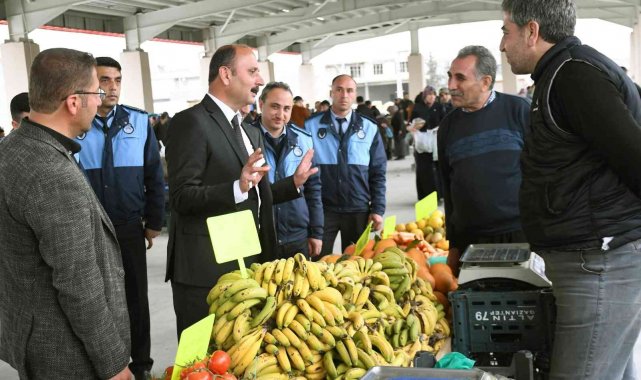 Araban&#039;ın ilk kapalı semt pazarı hizmete girdi