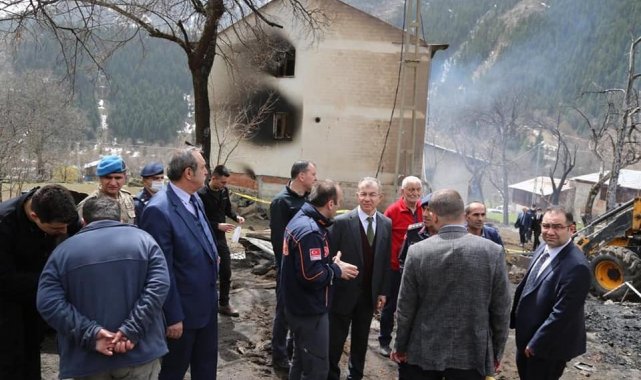 Artvin'deki yangında bulunan kemik parçaları DNA testi için Adli Tıp Kurumuna gönderildi