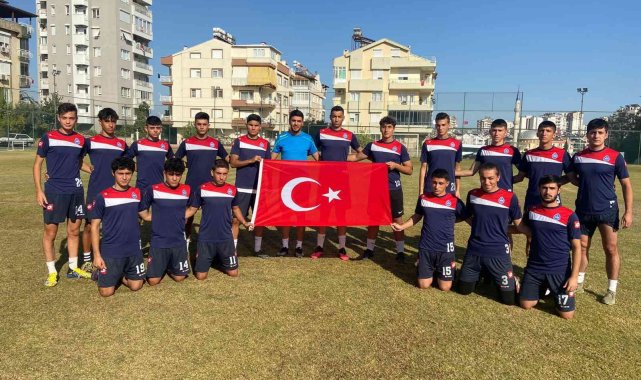 ASAT Spor U18 Futbol Takımı Antalya şampiyonu oldu