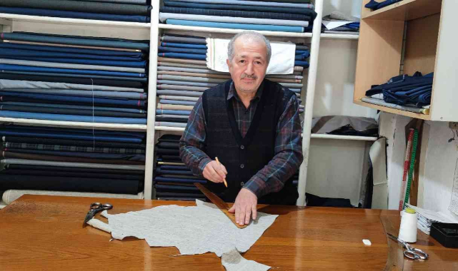 Asırlık iş yeri...90 yıllık iş yerinde 49 yıldır çalışıyor!