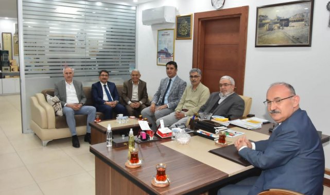 Ataseven Manisa'da incelemelerde bulundu