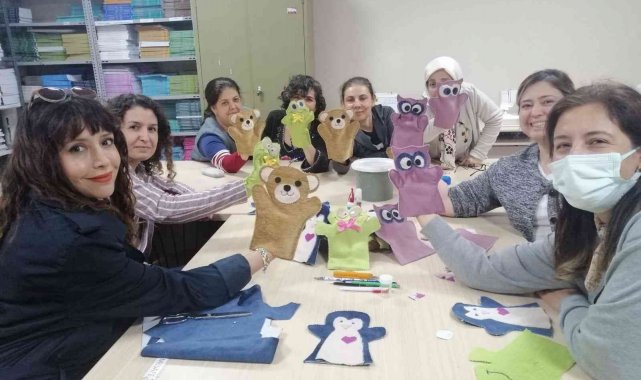 Atıklardan yapılan oyuncaklar çocukları sevindirdi