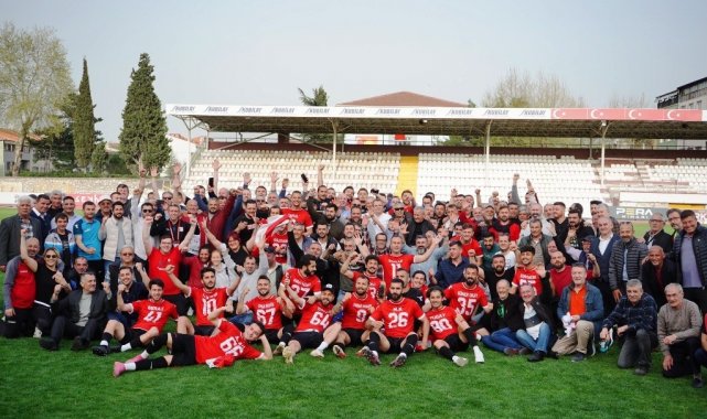 Ayvalıkgücü Belediyespor 6 yıl sonra yeniden 3. ligde