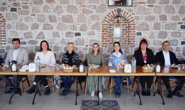 Ayvalıklı kadınlar güçlerini birleştirdi