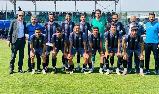 Bağlar Belediyespor şampiyonluk şansını son haftaya taşıdı