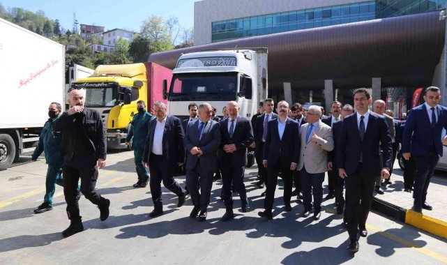 Bakan Muş: "İhracatın artmasıyla beraber tır trafiğinde bir yoğunluk söz konusu"