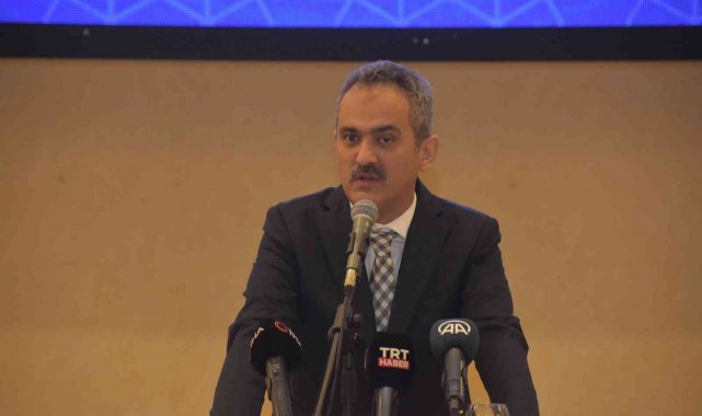 Bakan Özer'den Kırıkkale'ye müjde: "Eğitim yatırımlarını 70 milyondan 370 milyona çıkarttık"