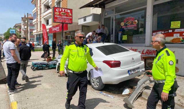 Balıkesir'de kaza: 6 yaralı