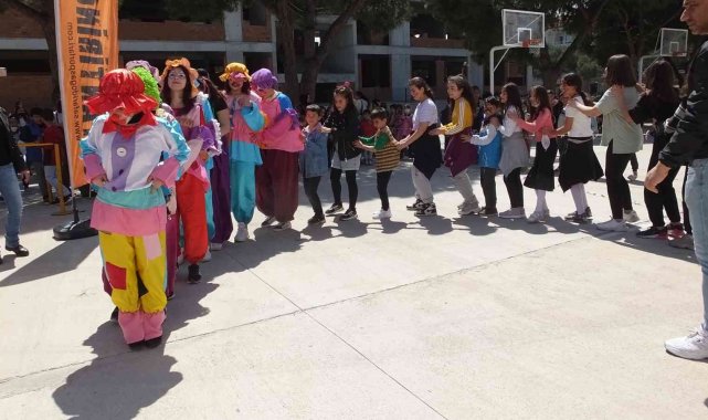 Balıkesir'de Labirent Oryantiringi Edremit Körfezindeki öğrencileri buluşturdu