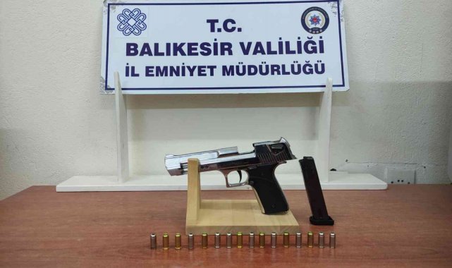 Balıkesir'de polisten 33 şüpheliye gözaltı