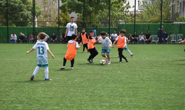 Baran Kamal 23 Nisan Ulusal Egemenlik Futbol Turnuvası'nda şampiyon belli oldu