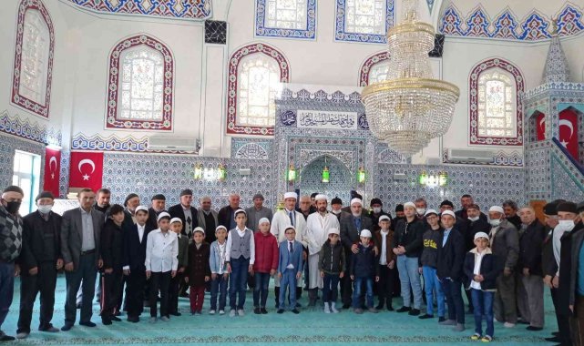 Başarılı Kur'an-i Kerim talebeleri ödüllendirildi