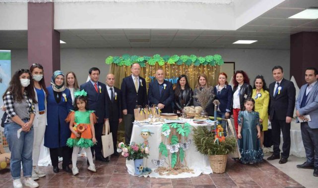 Başarılı öğretmenlerin projeleri sergilendi