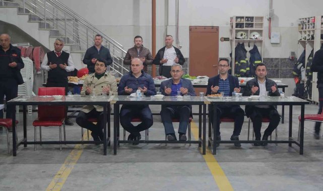 Başkan Alim Işık, İtfaiye Müdürlüğü personeliyle sahurda bir araya geldi