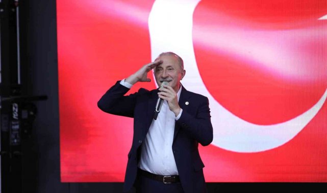 Başkan Atabay 3 yıllık çalışmalarını Didimlilere anlattı