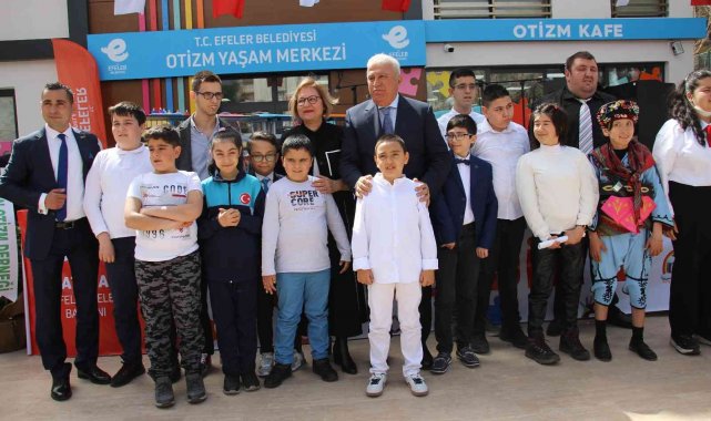 Başkan Atay Otizmli çocukları yalnız bırakmadı