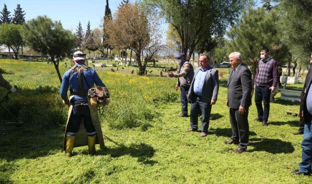 Başkan Atay'dan mezarlıklarda bakım denetimi